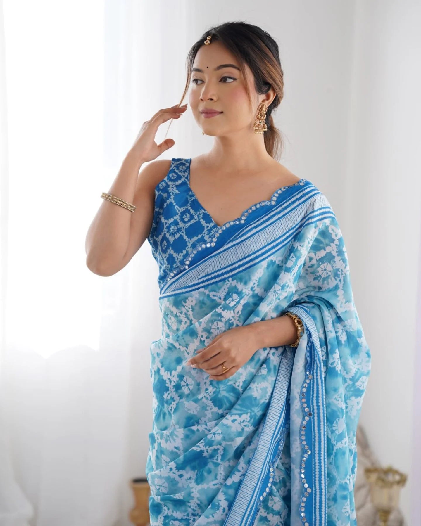 Chinon Mirror Work Saree with Kutchi Lace Party Wear Saree for Women Wholesale Deal