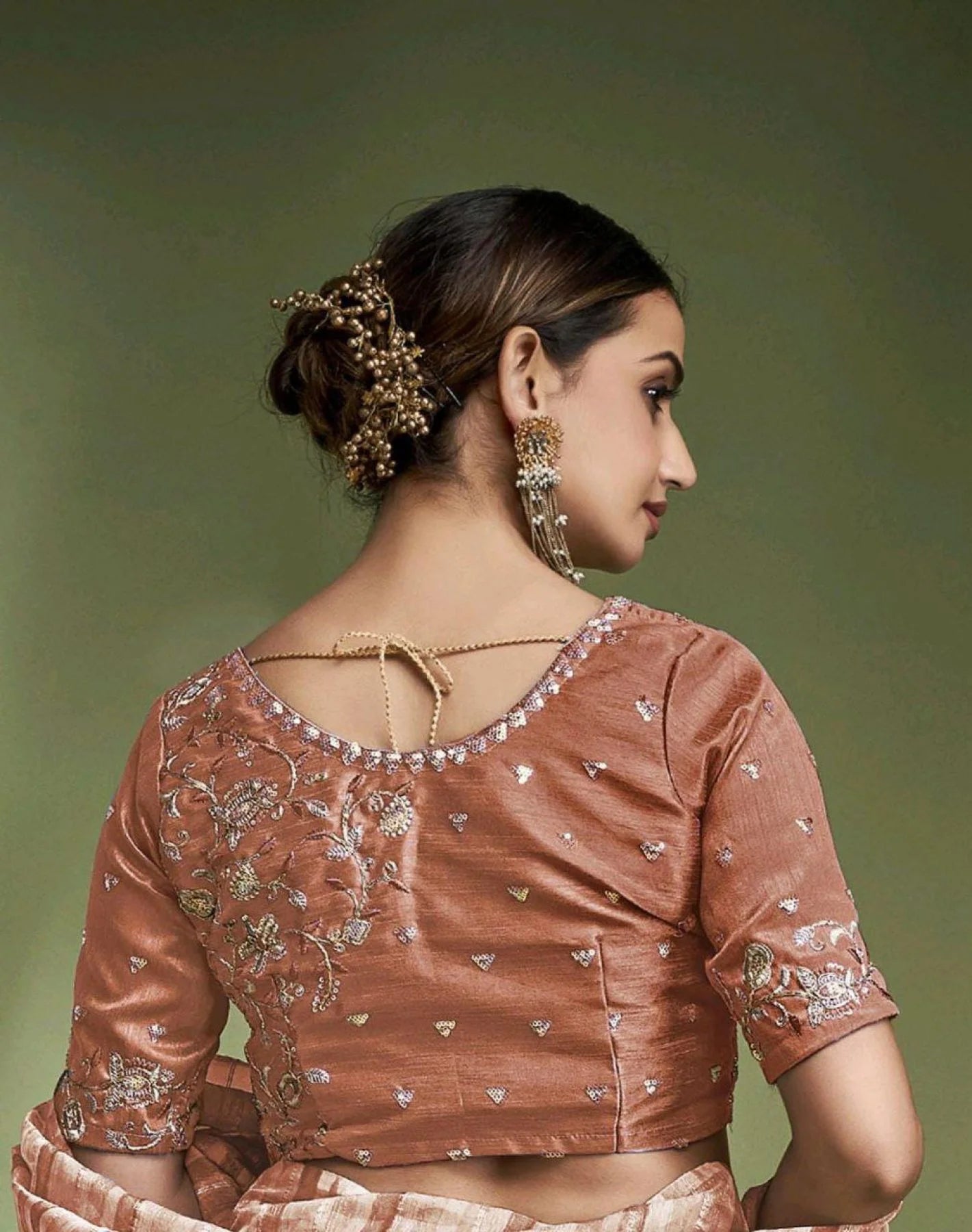Tissue Based Crushed Wedding Saree with Contrast Hand Work Designer Blouse