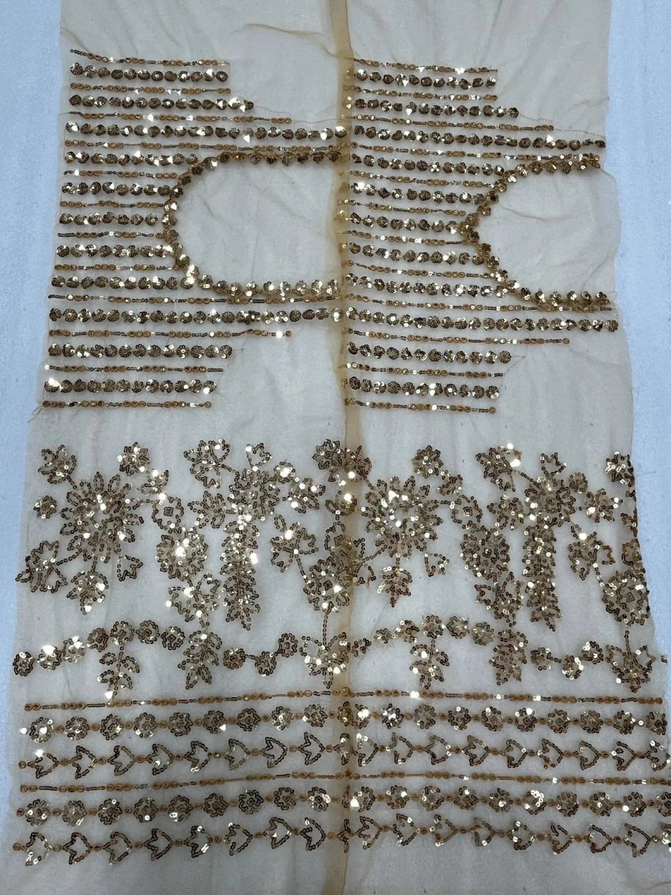 New Trending Bollywood BlockBuster Sequins Design Saree