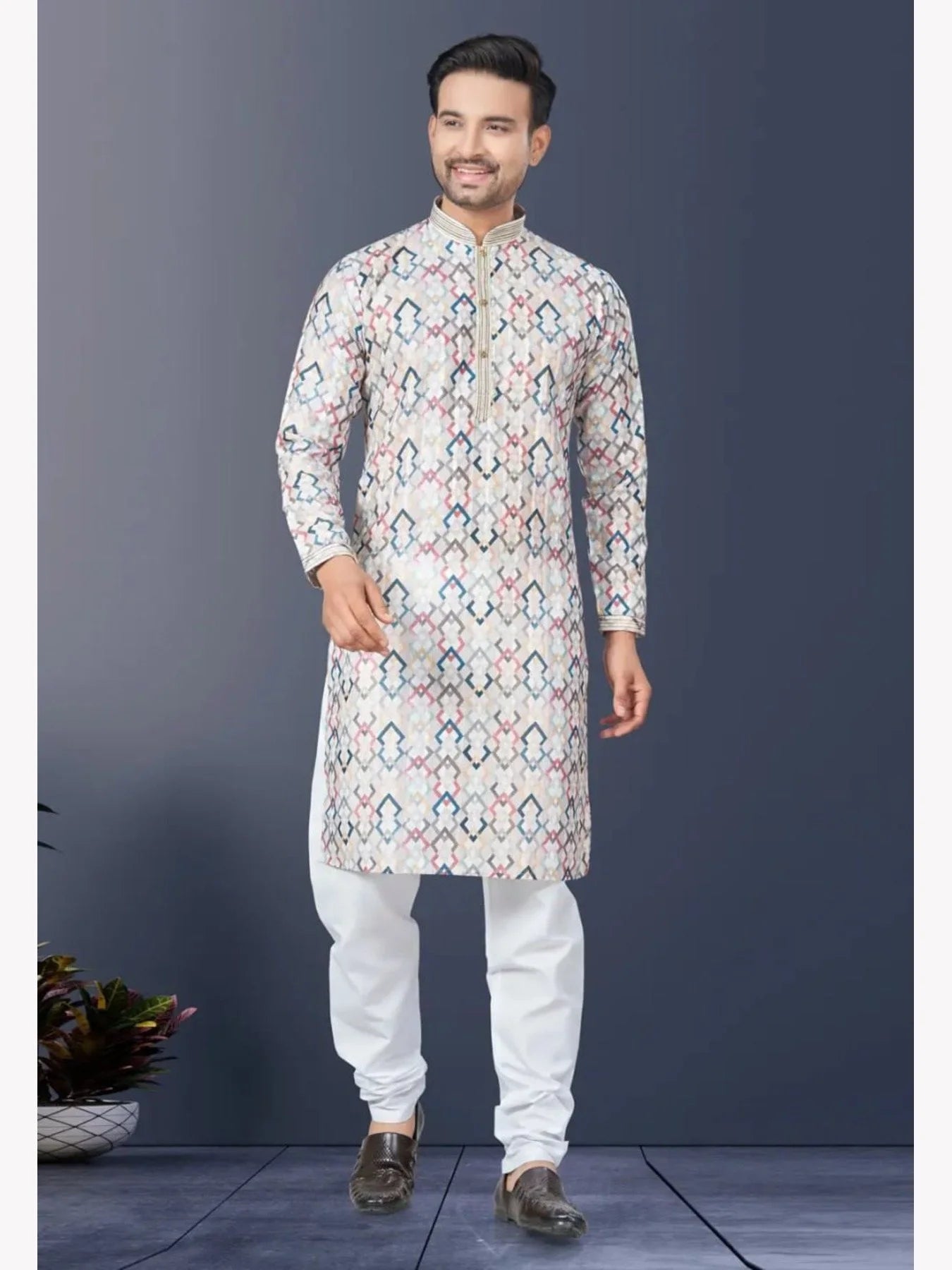 In Wholesale Rate Rayon lakhnowi Kurta Pajama Collection in Surat