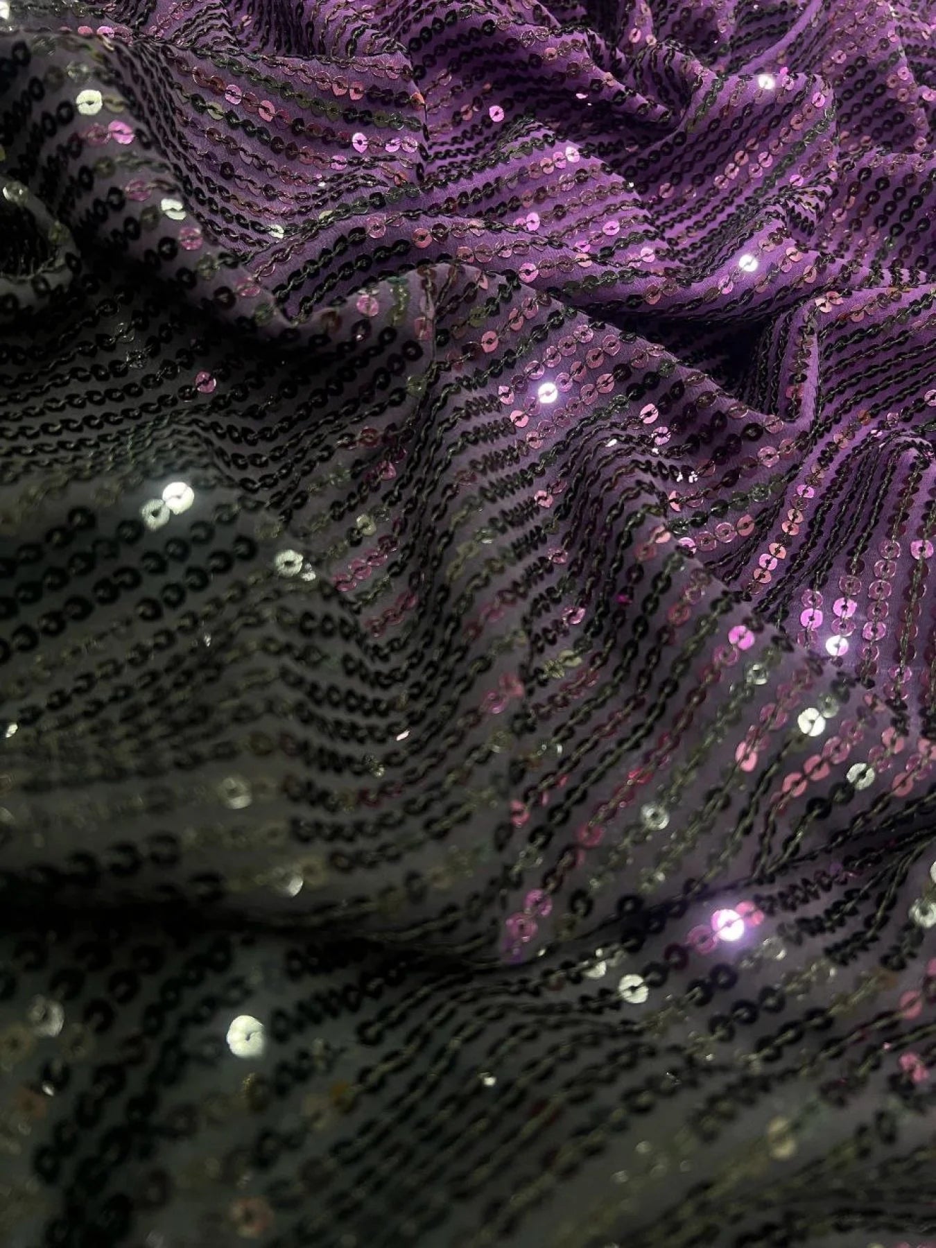Madhuri Dixit Beautiful Hevay Georgette Saree
