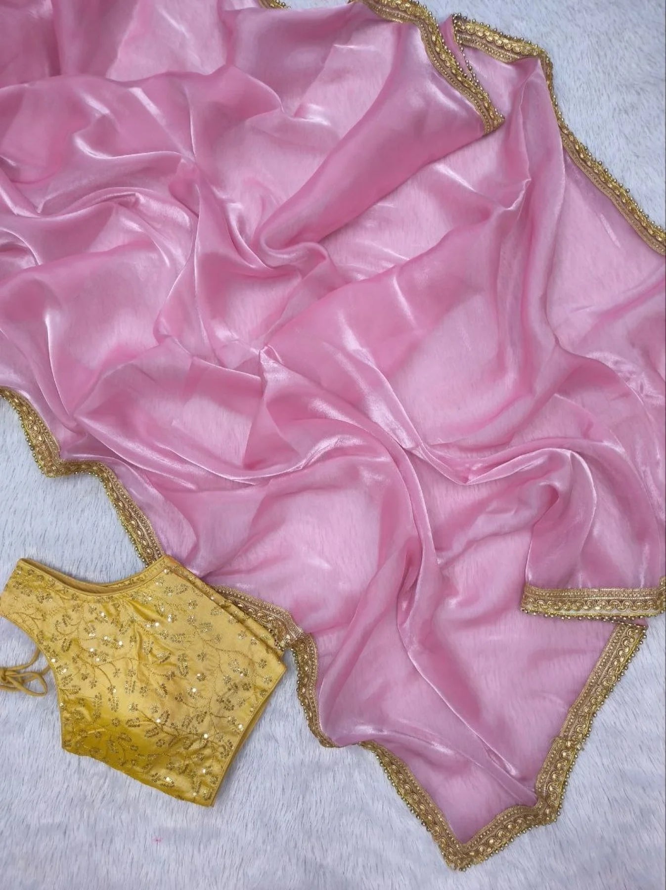 Soft Jimmy Chuu With Lace Border Saree