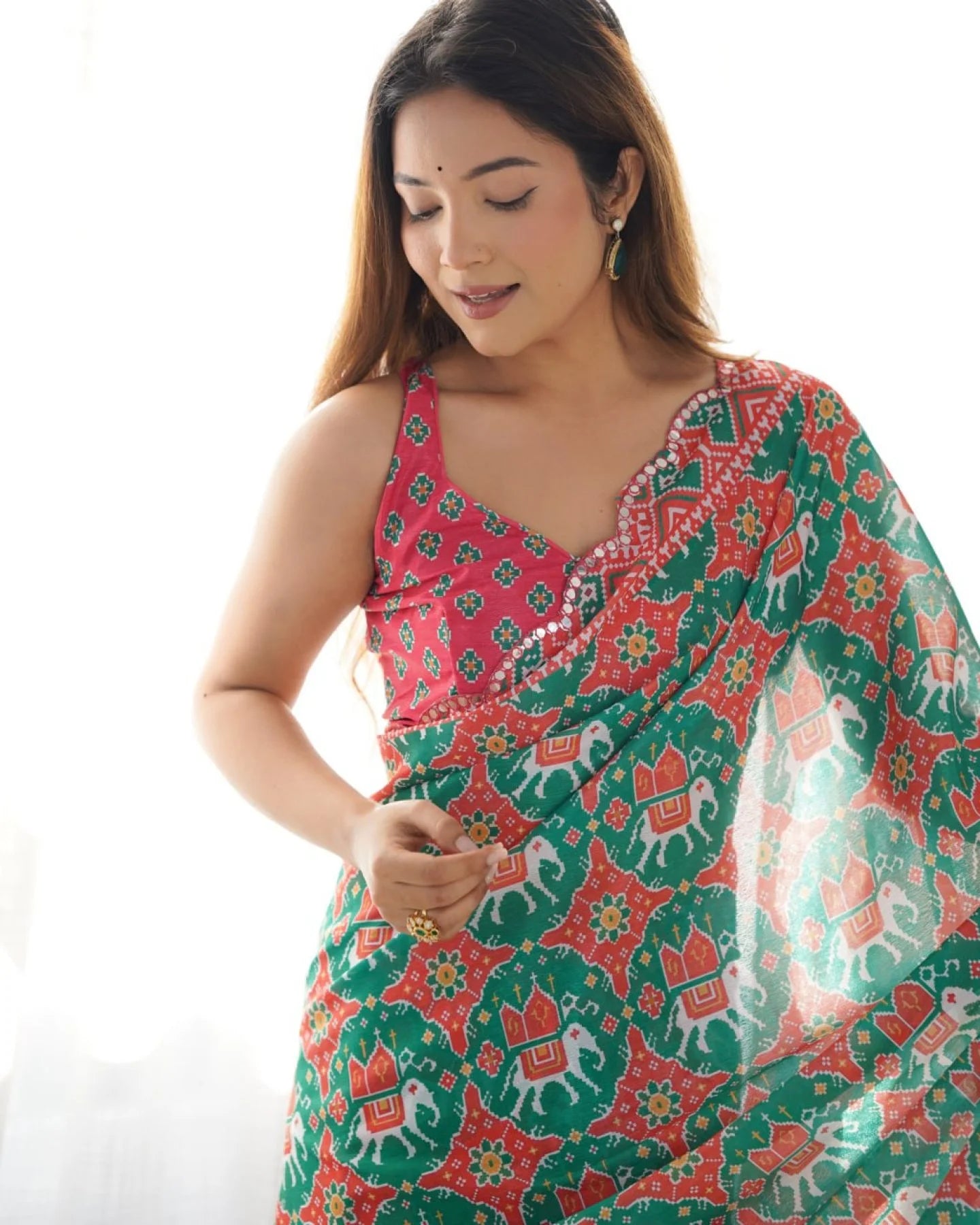Designer Green Chinnon Mirror Lace Saree for Women Ethnic Kutchi Work Festive Wear Saree Surat Manufacturer