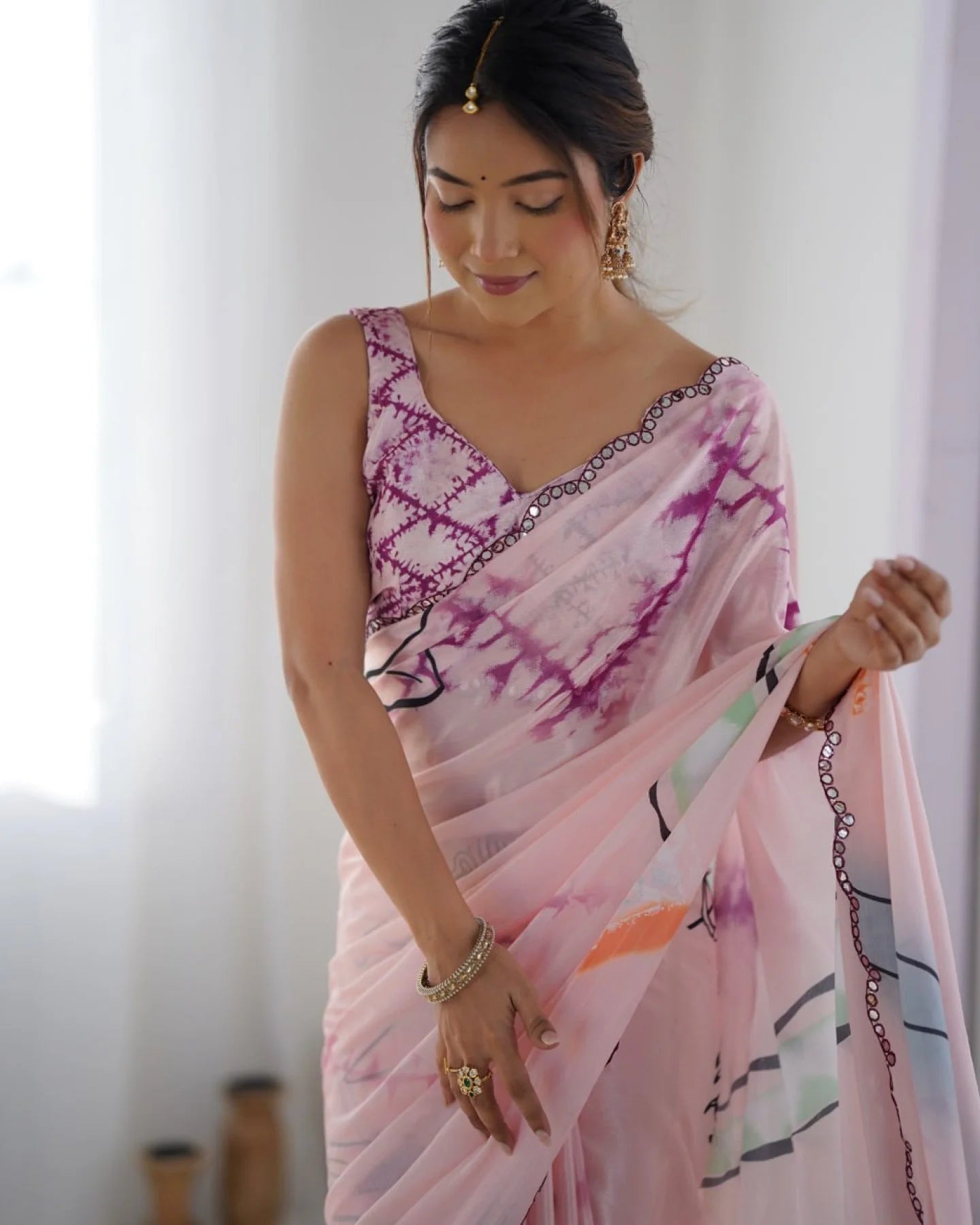 Floral Print Bollywood Crepe Saree & New Pattern Heavy Chinon Digital Print Saree Best Price