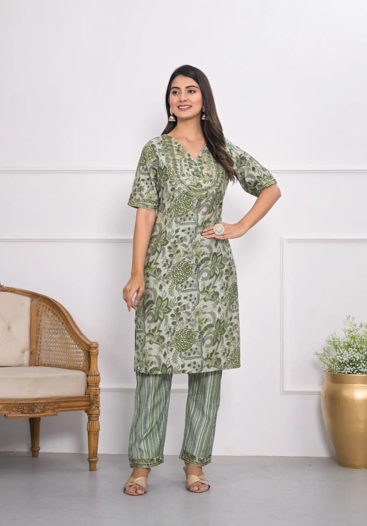Buy Heavy Chanderi Silk Suit With Floral Print Embroidery Work for Women