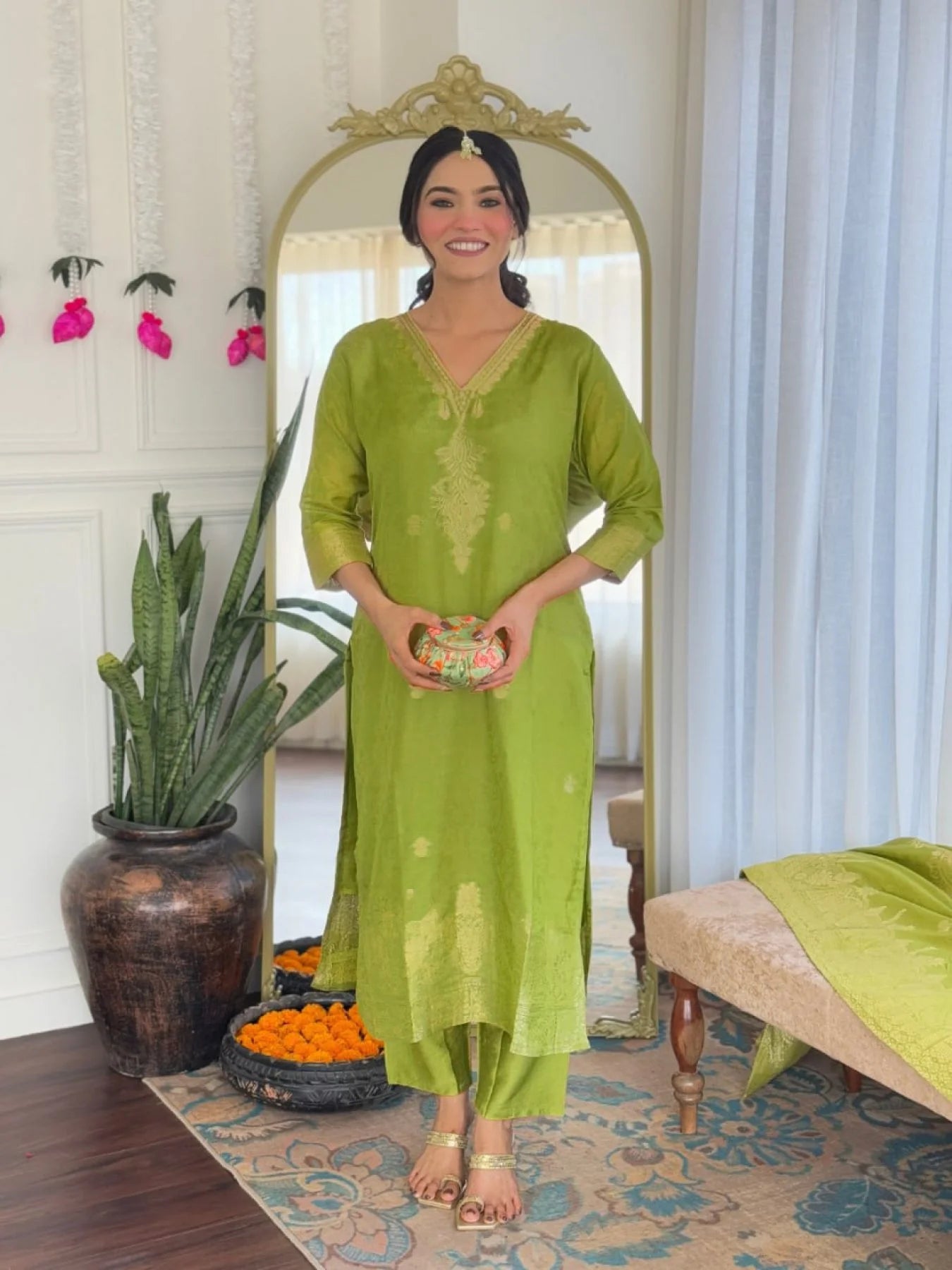 Top Selling Party Wear 3 Piece Suit Embroidered Viscose Jacquard Kurti with Dupatta Best Rates for India Suppliers