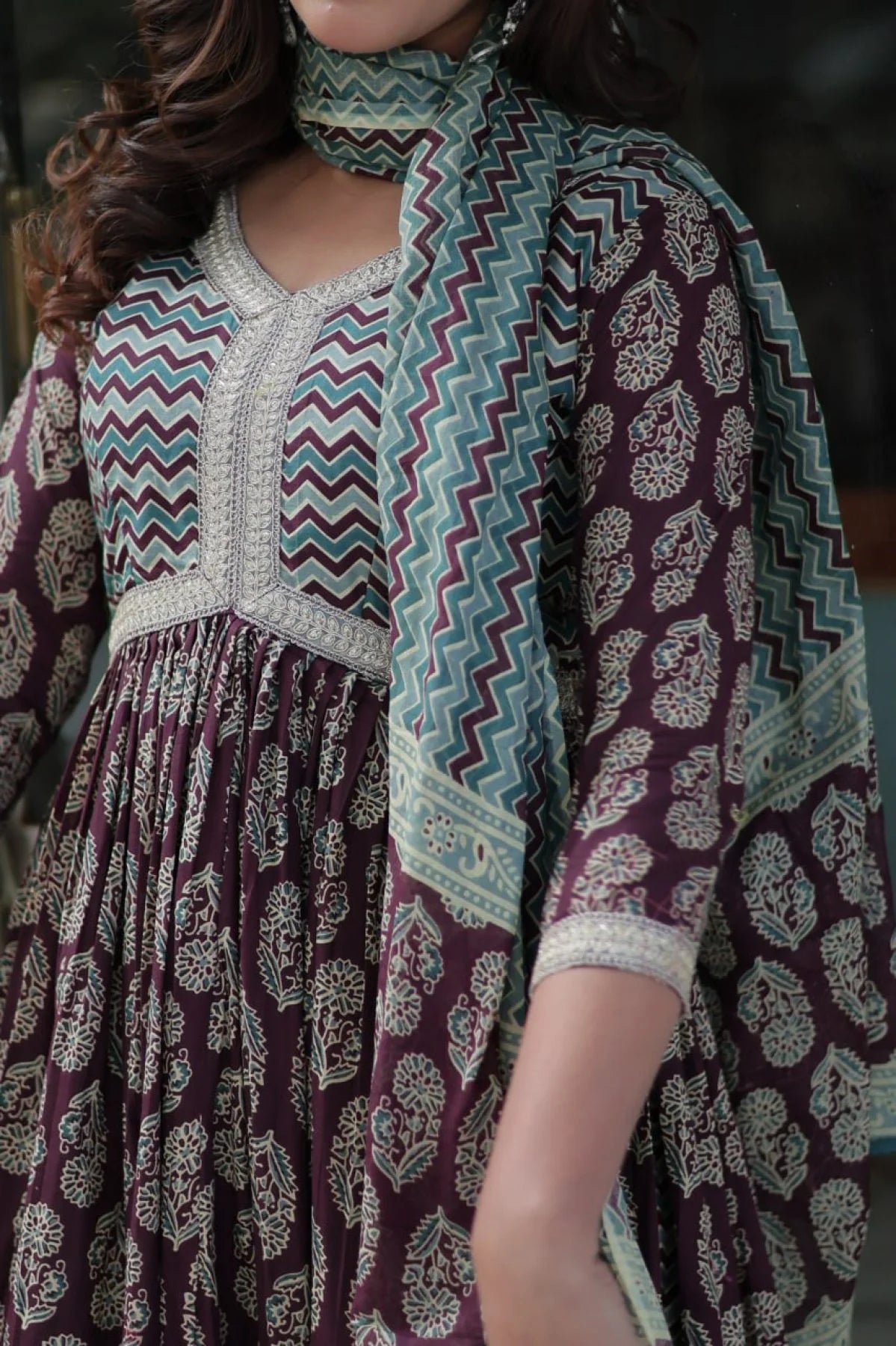 Elegant Side Cut Pure Cotton Kurti Set with Dupatta 3PC Fully Stitched Summer Wear Ready to Wear Collection for Bulk Available