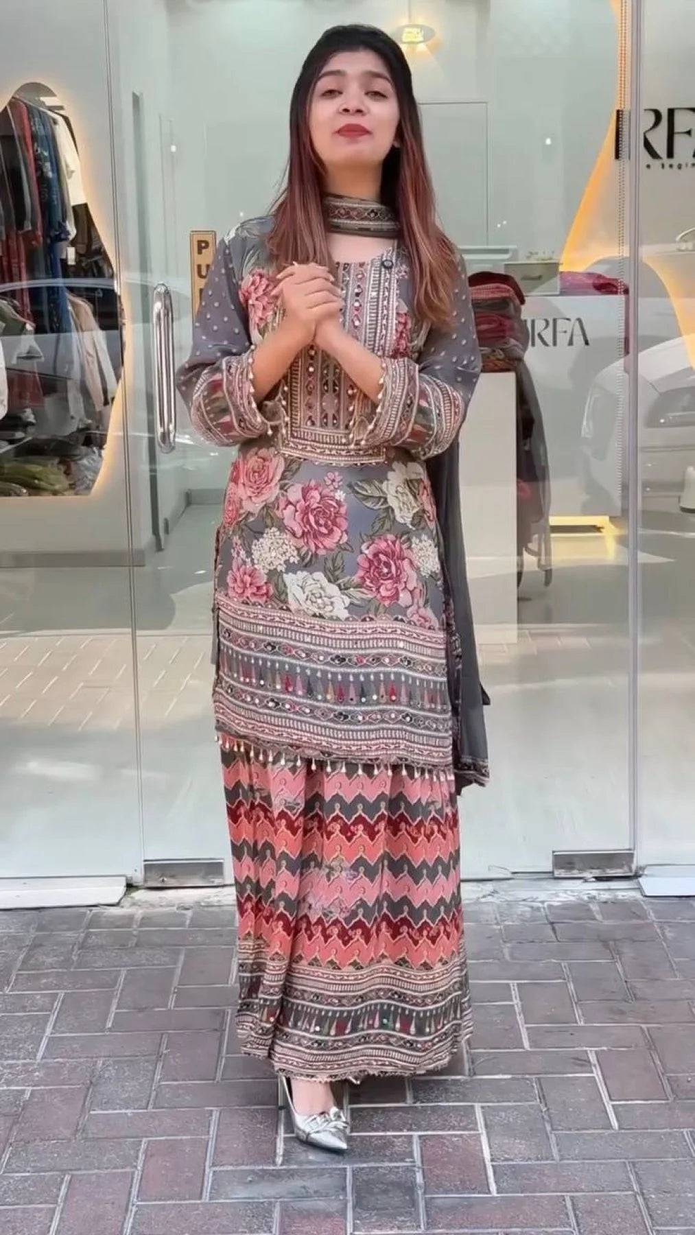 New womens wear Fancy printed Embroidered And Real Mirror Work Top And Pant With Printed Dupatta Kurta Set