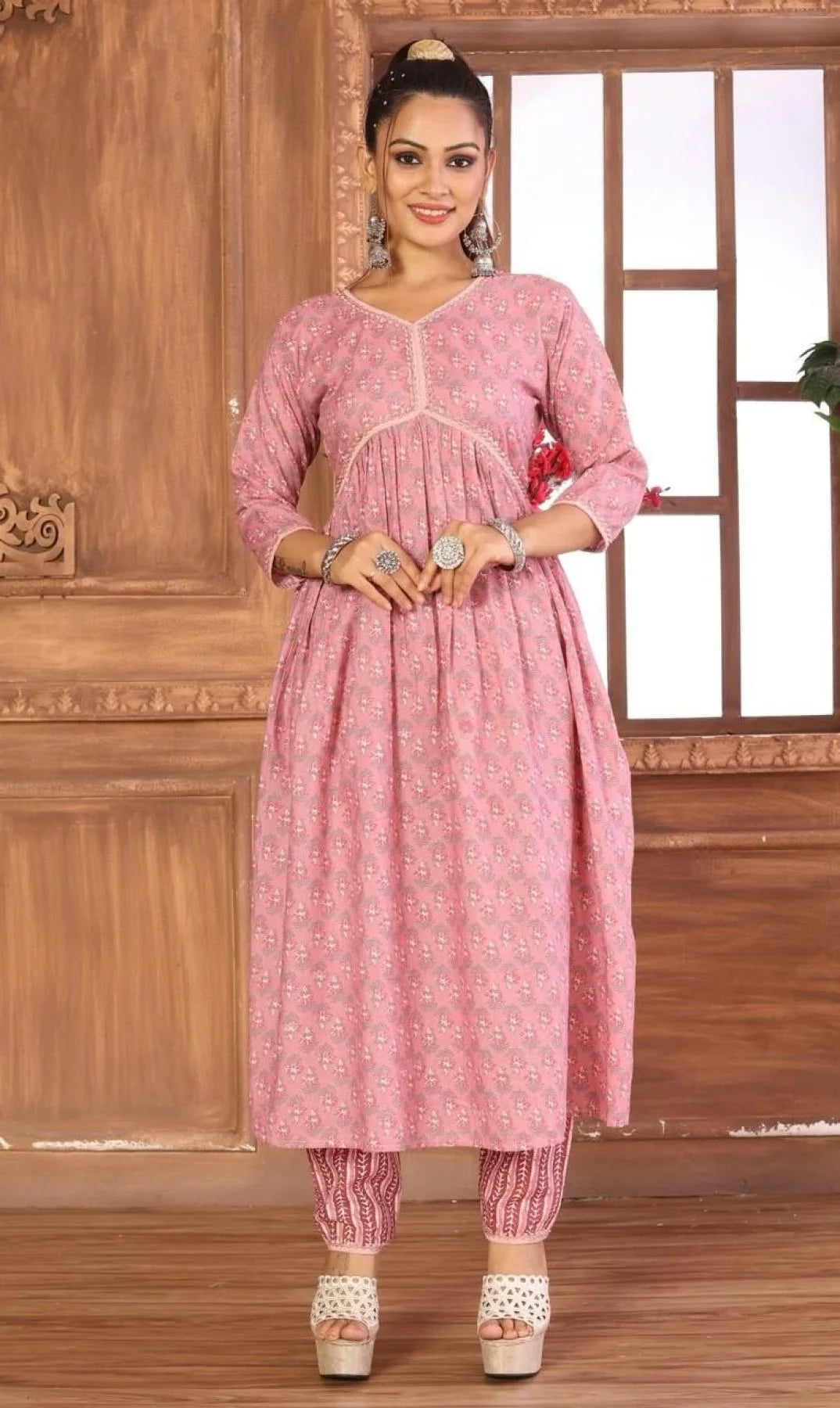Alia Cut Neck With 3/4 Quarter Sleeve Kurti With Bottom