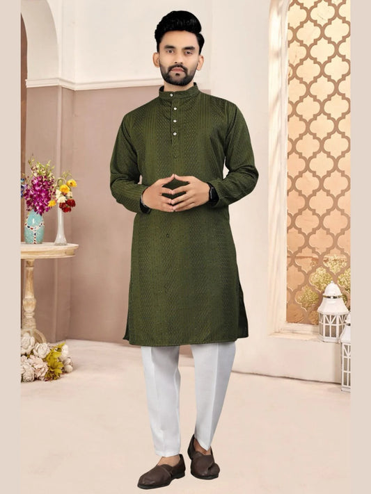 Custom Designed Mens Kurta Pajama Fashion Forward Styles with Elegant Embroidery at Wholesale Rates